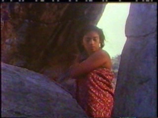 Anusha Sonali dentro biancheria intima 38